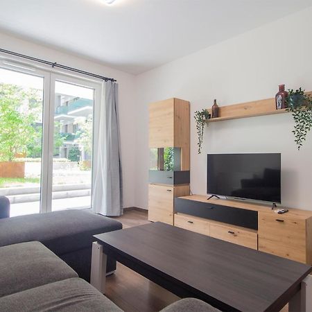 Corvin Modern Two Bedroom Apartment Free Parking 부다페스트 외부 사진
