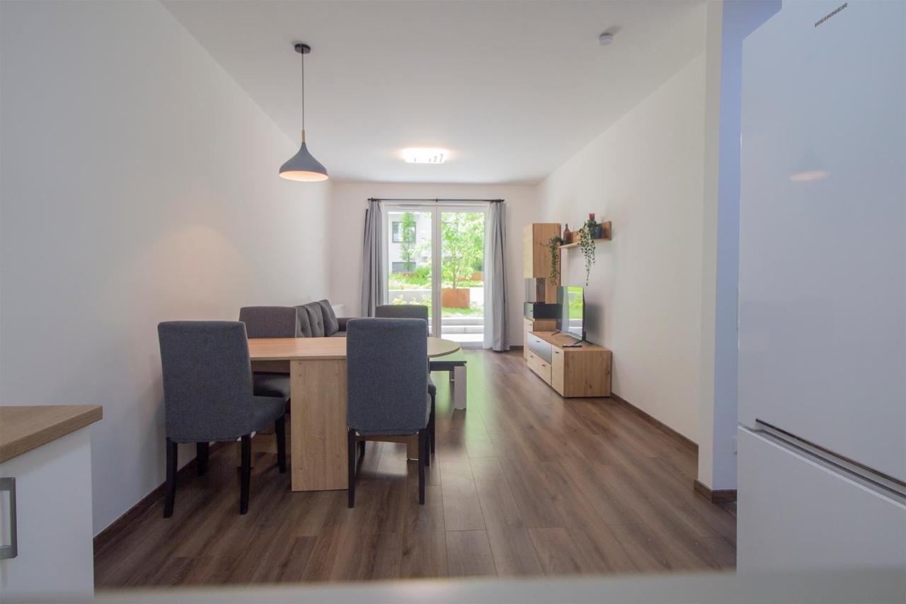Corvin Modern Two Bedroom Apartment Free Parking 부다페스트 외부 사진