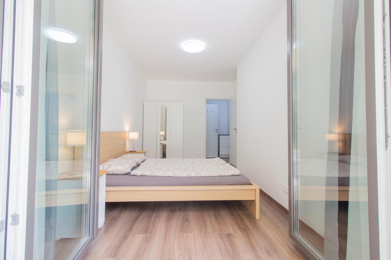Corvin Modern Two Bedroom Apartment Free Parking 부다페스트 외부 사진
