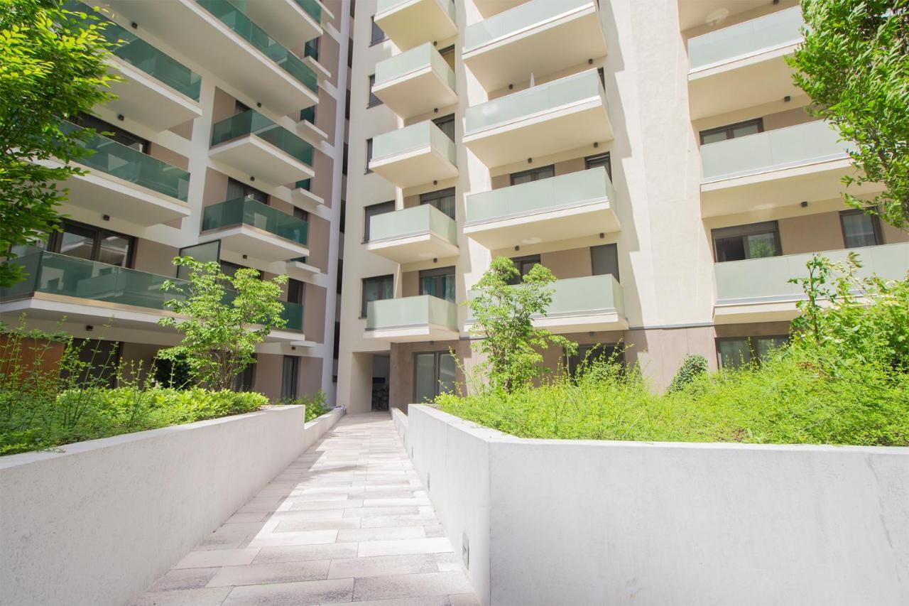 Corvin Modern Two Bedroom Apartment Free Parking 부다페스트 외부 사진