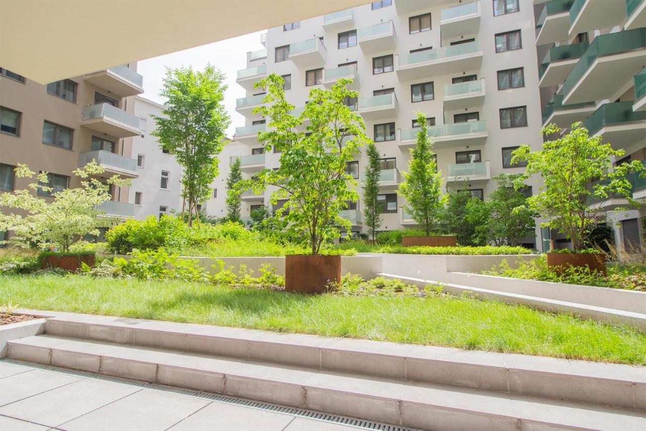 Corvin Modern Two Bedroom Apartment Free Parking 부다페스트 외부 사진